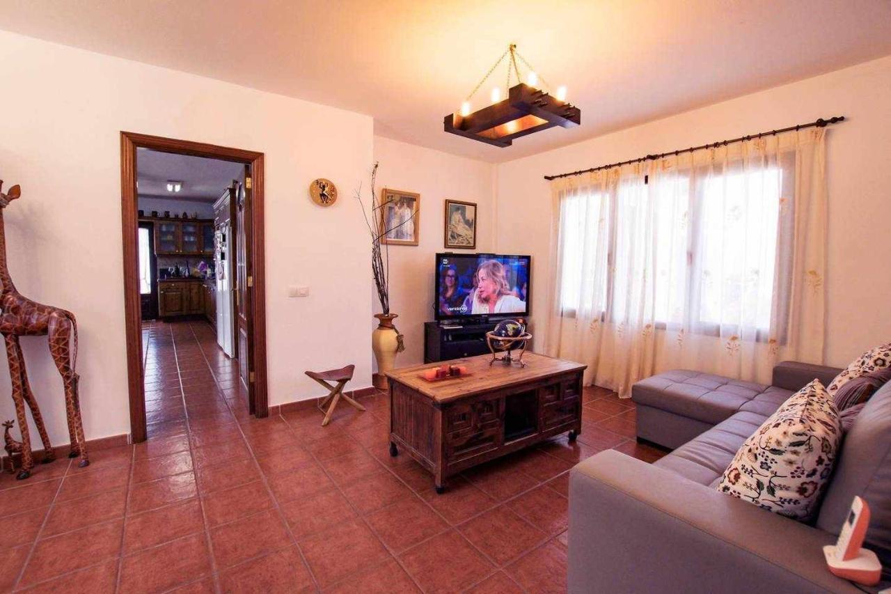Villa Palacios Herrero Tahiche Exterior photo